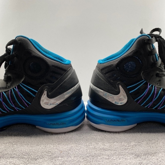 Nike Shoes Woman's Size 6 2013 Black Blue Basketball Shoes Lace Up Sneakers - Picture 16 of 16